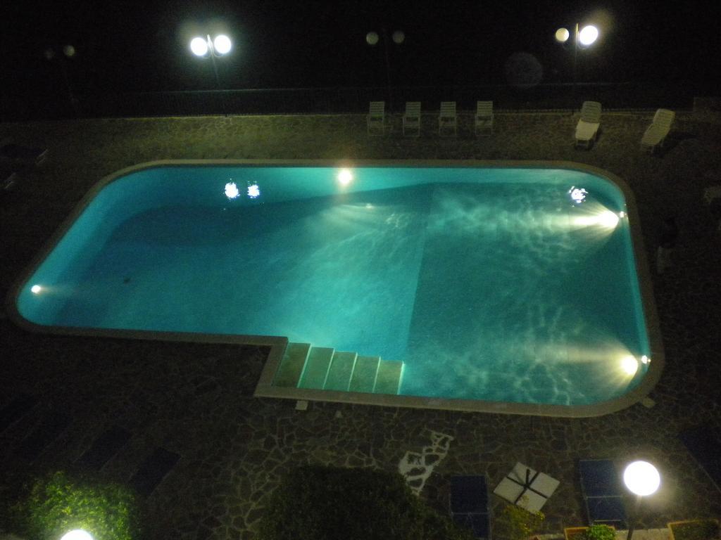 Blu Gargano House Bed and Breakfast Monte SantʼAngelo Buitenkant foto